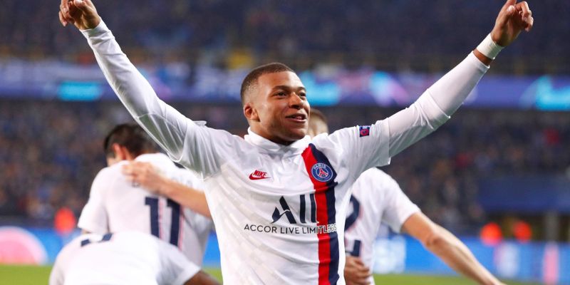 Tốc độ và sự bùng nổ trong từng pha bóng của Mbappe