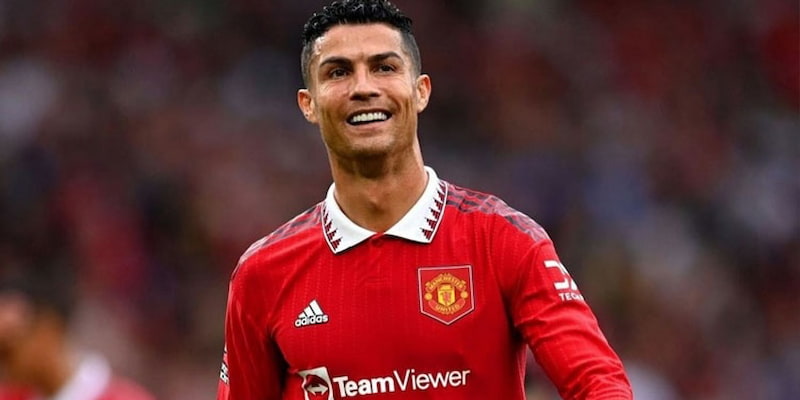 Chi tiết thông tin về sự nghiệp của Ronaldo MU